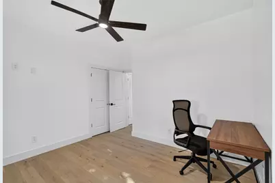 1007 Winston Street, Dallas, TX 75208 - Photo 24