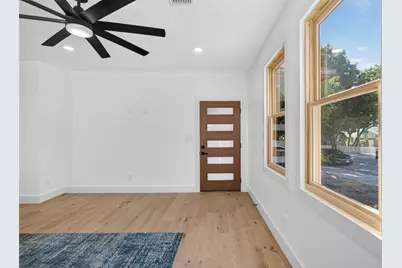 1007 Winston Street, Dallas, TX 75208 - Photo 6