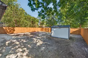 1007 Winston St, Dallas, TX 75208 - Photo 26