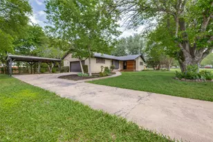 1533 E Springcrest Cir, Lancaster, TX 75134 - Photo 1
