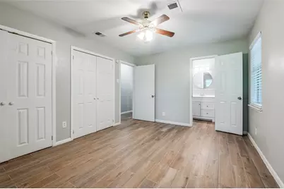 1533 E Springcrest Circle, Lancaster, TX 75134 - Photo 20
