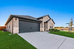 2025 Hearn Dr, Royse City, TX 75189 - Photo 2