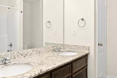 6015 Amelia Earhart Boulevard #B, Killeen, TX 76543 - Photo 14