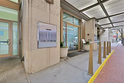 500 Throckmorton Street #1701, Fort Worth, TX 76102 - Photo 2