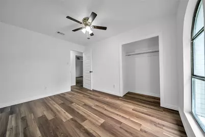 2009 Clark Trail, Grand Prairie, TX 75052 - Photo 18