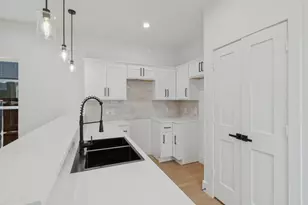 2208 Dyson St, Dallas, TX 75215 - Photo 10