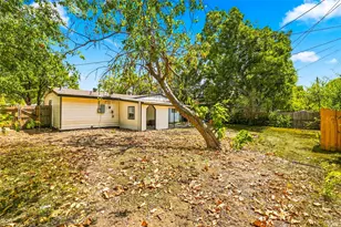 702 Jonathan Ln, Arlington, TX 76010 - Photo 32