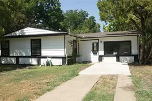 702 Jonathan Ln, Arlington, TX 76010 - Photo 1