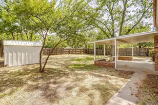 1701 Larkspur Dr, Arlington, TX 76013 - Photo 30