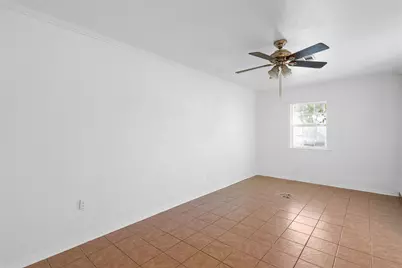 2021 Gurley Avenue, Waco, TX 76706 - Photo 8