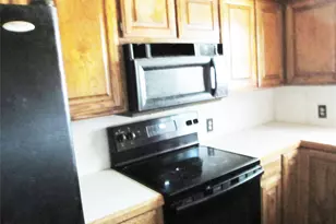 241 E Main St, Van, TX 75790 - Photo 8