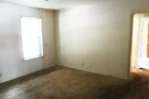 241 E Main St, Van, TX 75790 - Photo 10