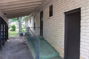 241 E Main St, Van, TX 75790 - Photo 8