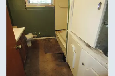 241 E Main Street, Van, TX 75790 - Photo 6