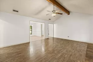 1812 N Cypress Ave, Stephenville, TX 76401 - Photo 2