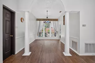 9117 Lakepointe Ave, Rowlett, TX 75088 - Photo 6