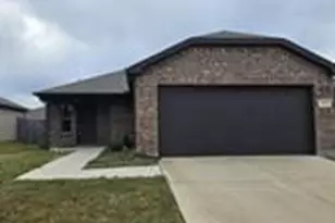 1405 Brindle Dr, Greenville, TX 75402 - Photo 2