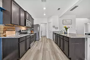 176 Bandana Cir, Newark, TX 76071 - Photo 8