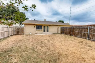 2922 Fair Mdw Dr, Garland, TX 75044 - Photo 22