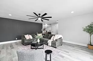 912 Kelley Dr, Everman, TX 76140 - Photo 10