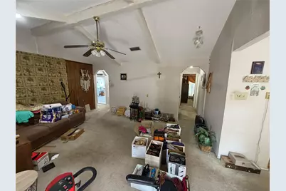 1002 Shana Court, Arlington, TX 76014 - Photo 2