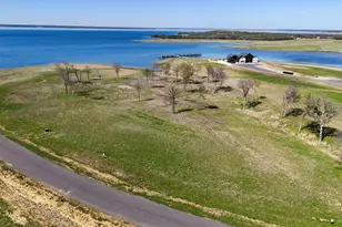 380 Harborside Ter, Windom, TX 75492 - Photo 1