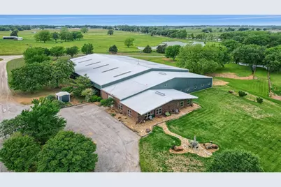 10898 Friendship Road, Pilot Point, TX 76258 - Photo 6