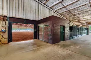 10898 Friendship Rd, Pilot Point, TX 76258 - Photo 10