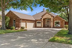 2212 Creek Crossing Dr, Corinth, TX 76210 - Photo 2