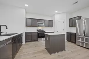 1104 Saddlehorn Dr, Denton, TX 76207 - Photo 6