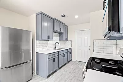 1244 E Mulkey Street, Fort Worth, TX 76104 - Photo 10