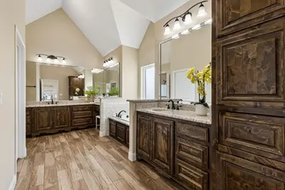 1809 Laguna S, Pelican Bay, TX 76020 - Photo 20