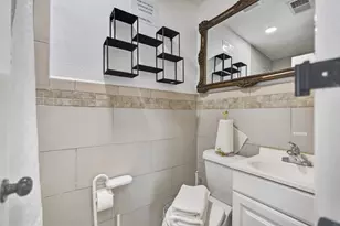2122 Berwick Ave, Dallas, TX 75203 - Photo 18