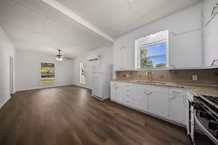 132 Stacks Rd, Ennis, TX 75119 - Photo 2
