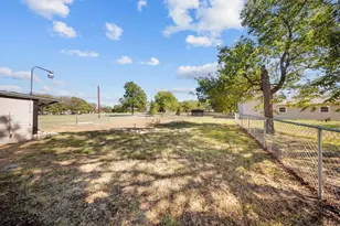 132 Stacks Rd, Ennis, TX 75119 - Photo 24