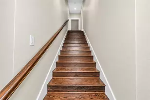 1714 Meadowbrook Ln, Irving, TX 75061 - Photo 24