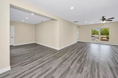 1714 Meadowbrook Lane, Irving, TX 75061 - Photo 32