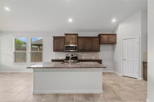 629 Dunster Ln, Saginaw, TX 76131 - Photo 10