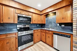 9458 Lakeland Loop, Quinlan, TX 75474 - Photo 6