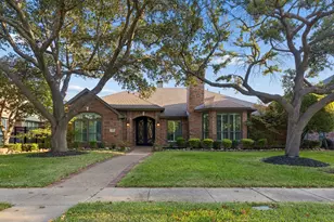 4404 Briar Hollow Dr, Plano, TX 75093 - Photo 2