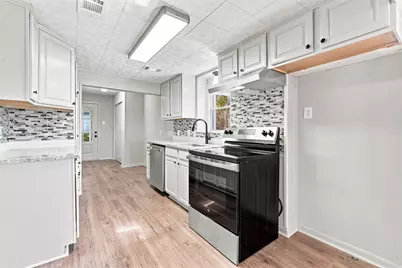 3216 Pewitt Drive, Waco, TX 76706 - Photo 8