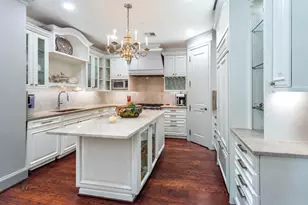 2525 N Pearl St, Dallas, TX 75201 - Photo 16