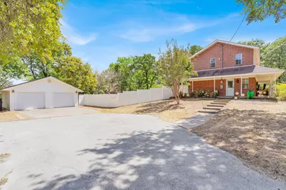 124 Alvarado Oak Drive, Alvarado, TX 76009 - Photo 4