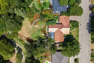 7105 Winding Creek Rd, Dallas, TX 75252 - Photo 30