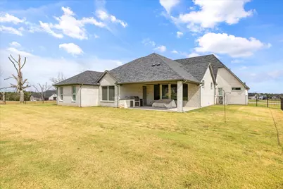 2703 Village Road, Granbury, TX 76049 - Photo 36