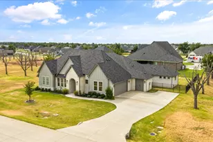 2703 Village Rd, Granbury, TX 76049 - Photo 40