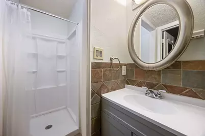 4305 Hudson Avenue, Grand Prairie, TX 75052 - Photo 26