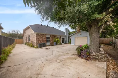4305 Hudson Avenue, Grand Prairie, TX 75052 - Photo 28