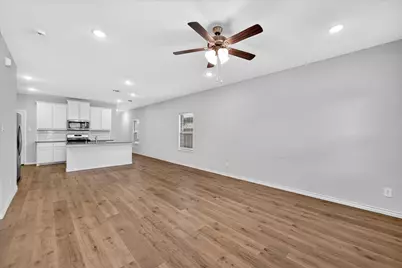 340 Willowmore Drive, Little Elm, TX 75068 - Photo 14