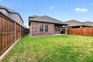340 Willowmore Dr, Little Elm, TX 75068 - Photo 32